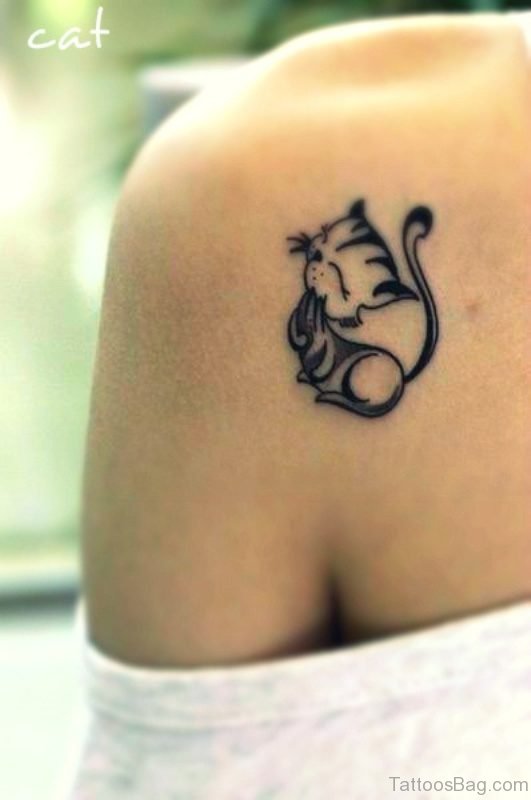 Cute Little Cat Tattoo On Shoulder Back