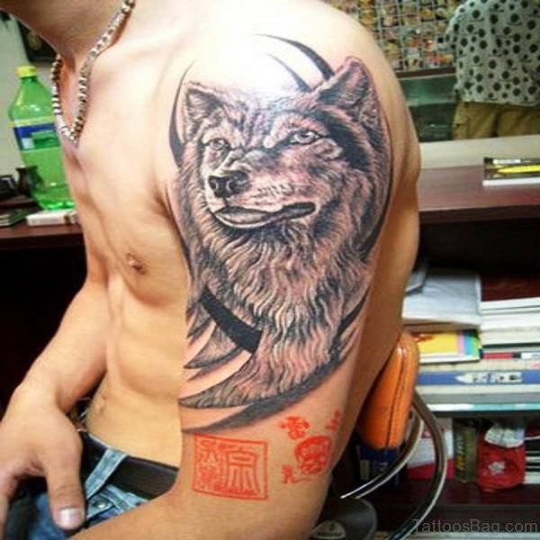 Dazzling Alpha Wolf Tattoo On Shoulder