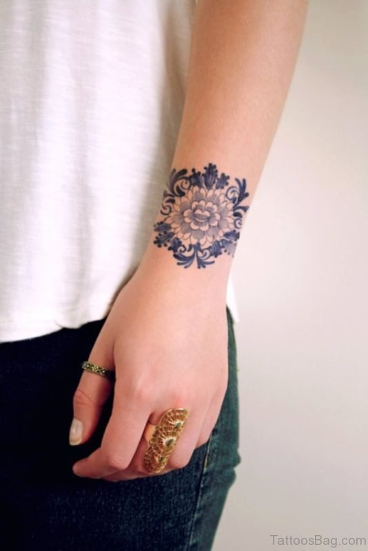 Delfts Blauw Flower Tattoo On Wrist 