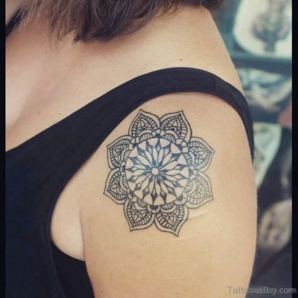 Elegant Mandala Tattoo On Shoulder 