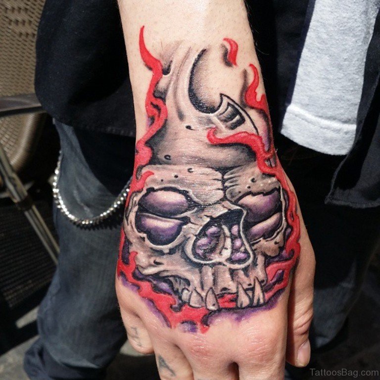 80 Classic Skull Tattoos On Hand