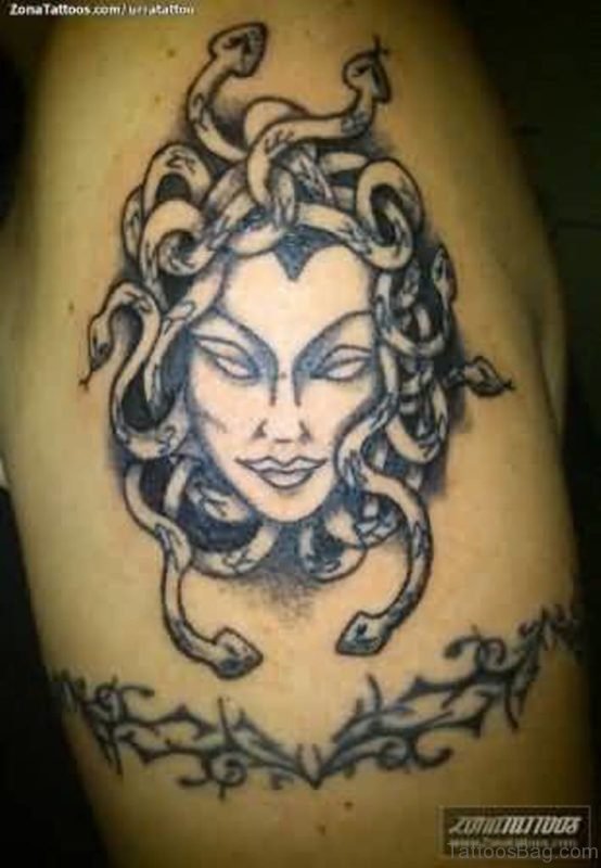 Fantastic Medusa Tattoo On Shoulder 