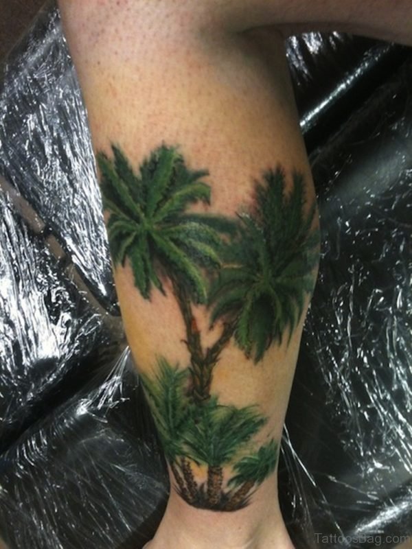 Great Tree Tattoo Design On Leg