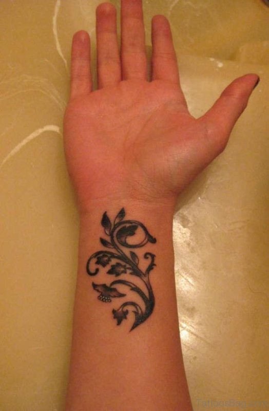 Impressive Vine Tattoo On Wrist