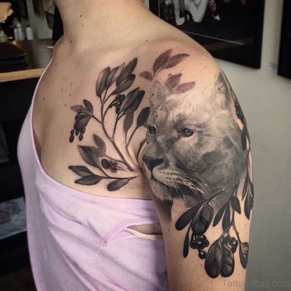 Incredible Cat Tattoo On Shoulder