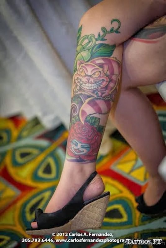 Lovely Cat Tattoo On Leg