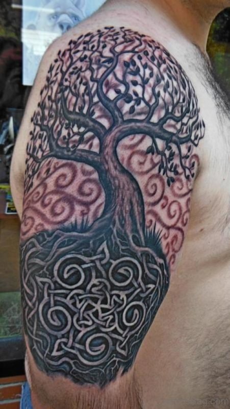 MInd Blowing Tree Tattoo On Shoulder
