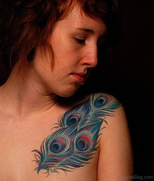 Perfect Feather Tattoo On Shoulder