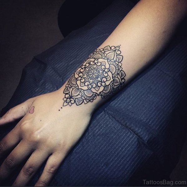 Pretty Mandala Tattoo On Wrist 