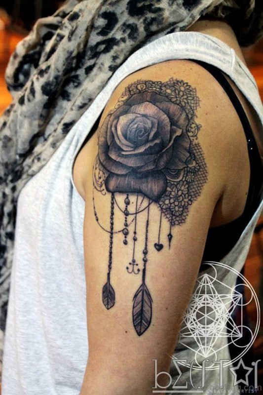 Roce Lace Feather Tattoo On Shoulder