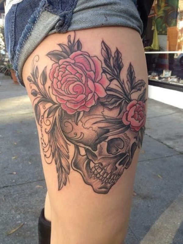Rose Ans Skull Tattoo Design On Thigh 