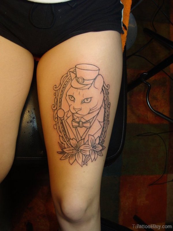 Stunning Cat Tattoo On Thigh