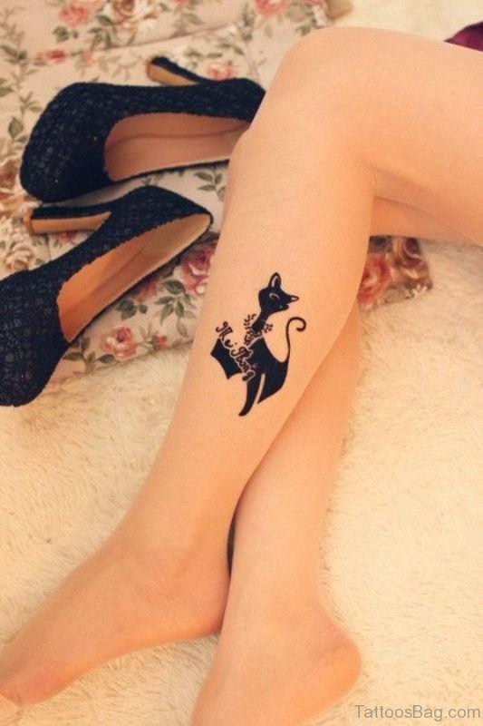 Stylish Cat Cartoon On Leg