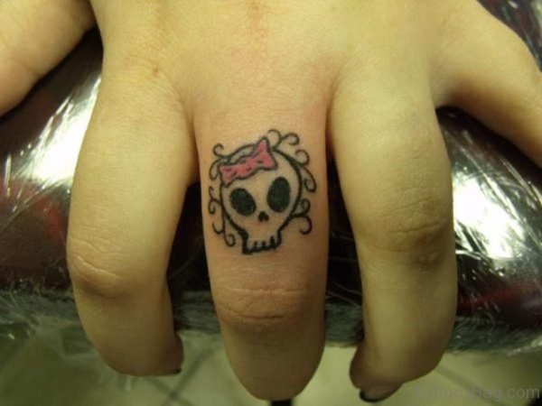 Stylish Skull Tattoo On Finger