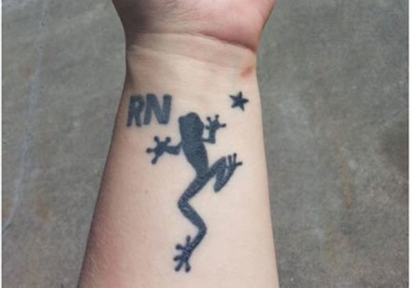 Wonderful Frog Tattoo On Wrist