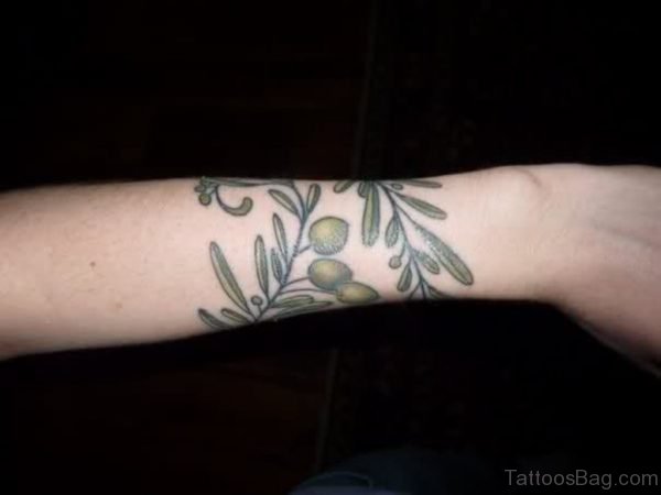 Wonderful Vine Tattoo On Wirst 