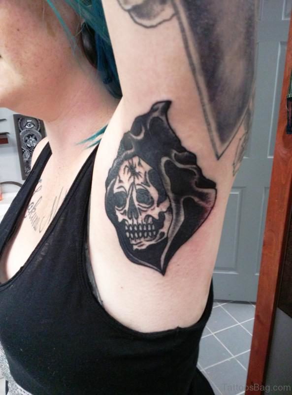 Elegant Black Skull Tattoo On Armpit