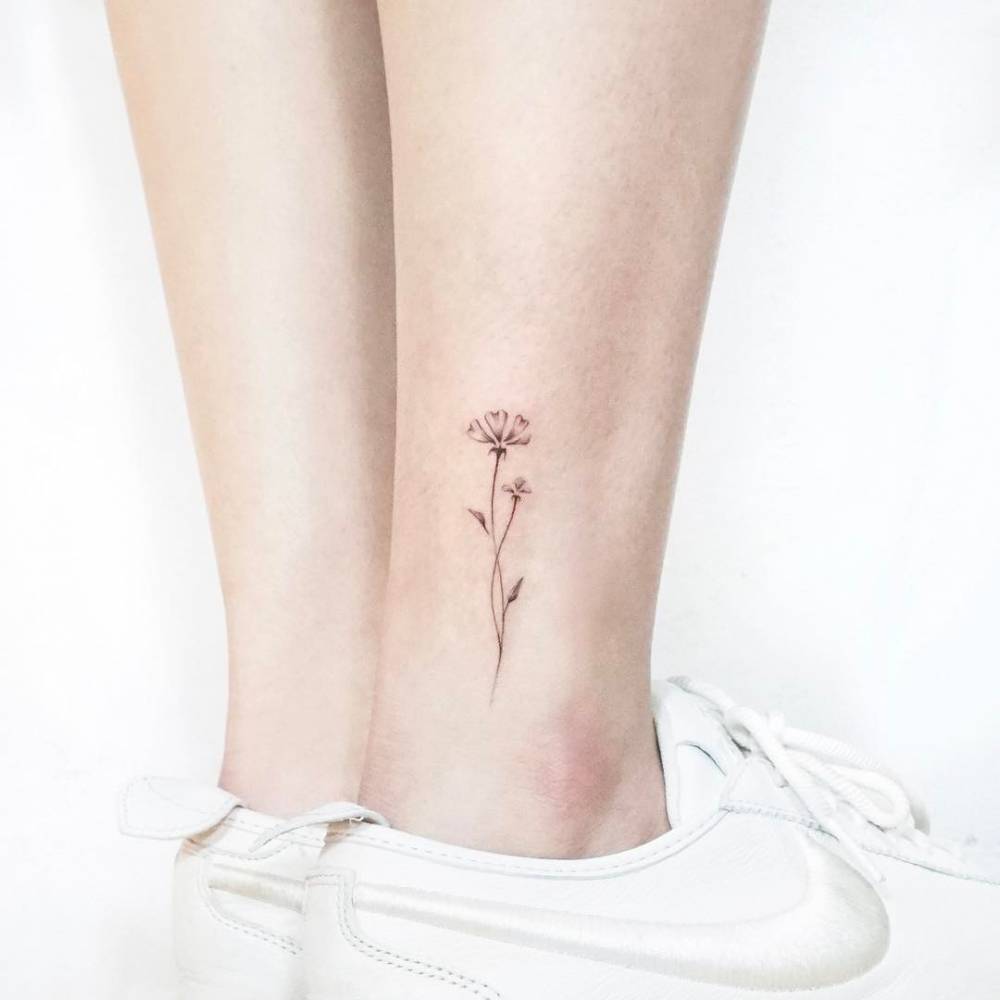 Best floral tattoo on ankle7