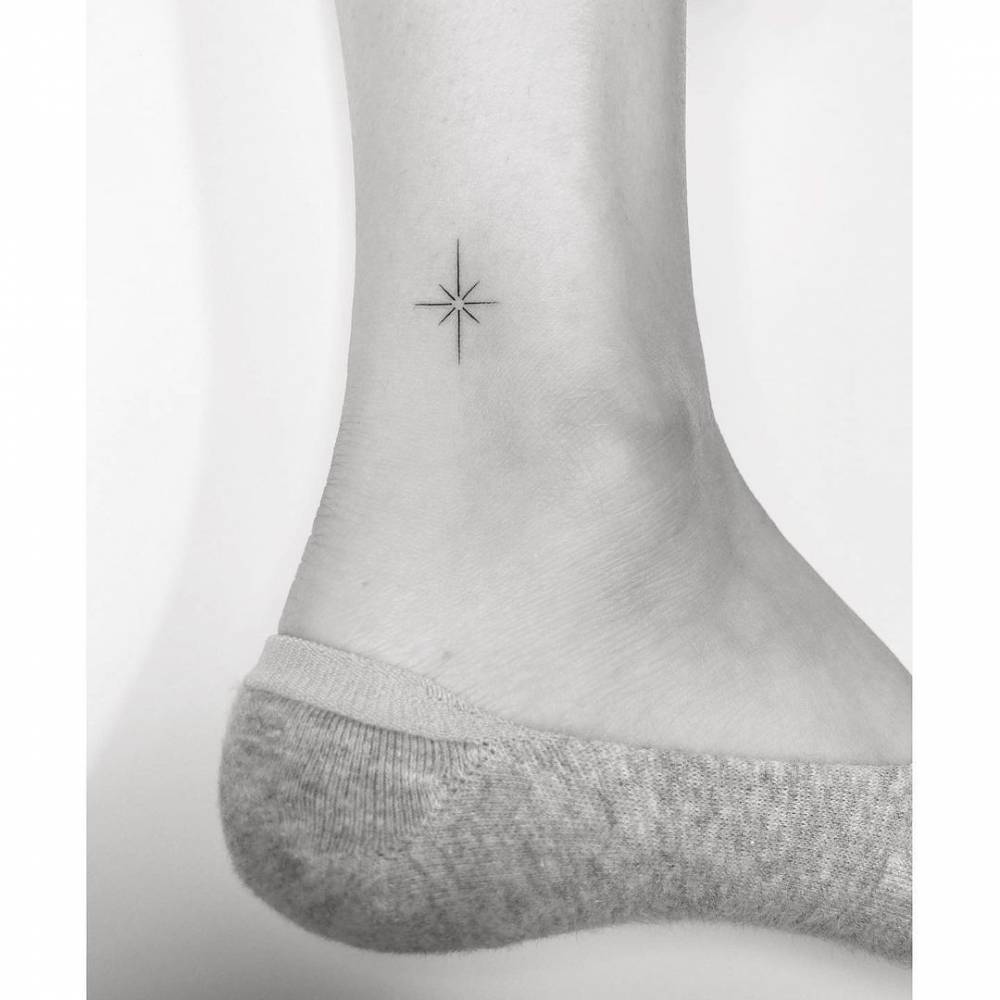 Awesome star tattoo for ankle4