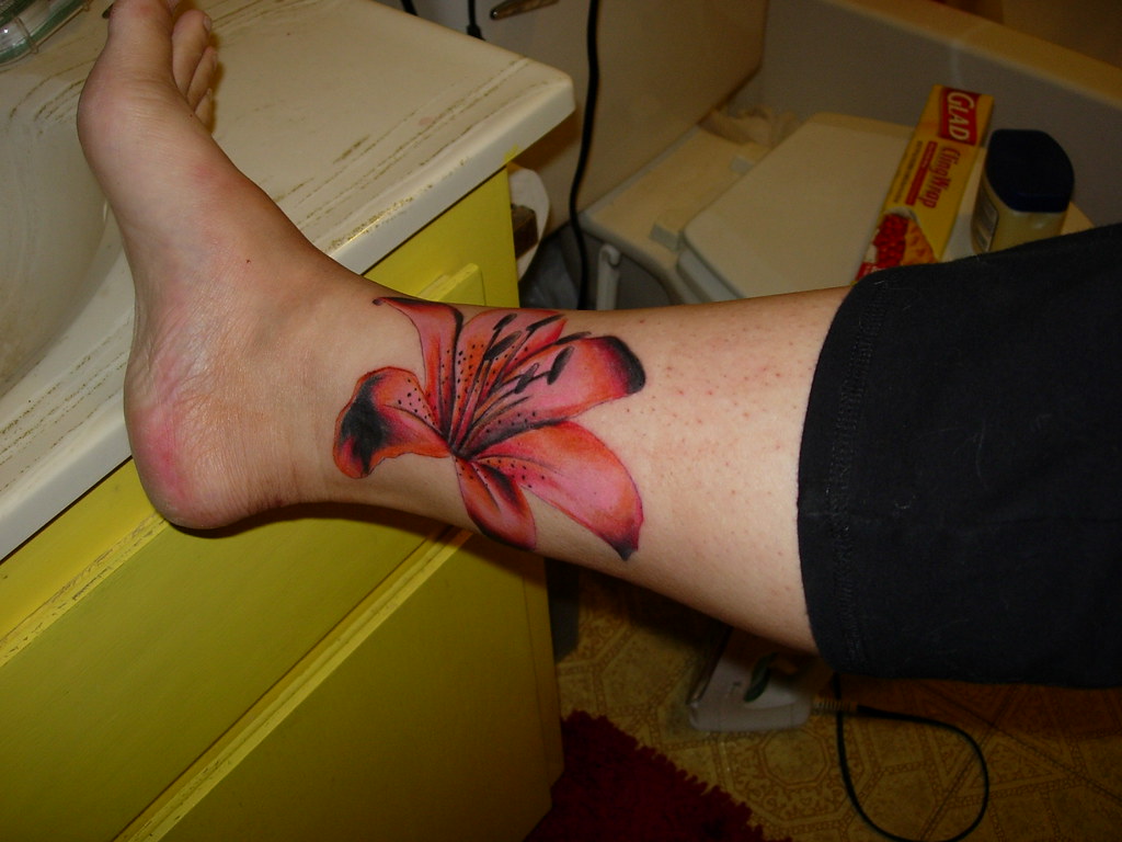 Flower tattoo on ankle7