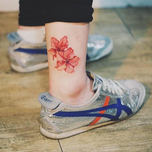 Flower tattoo on ankle8