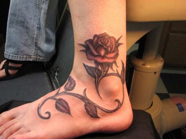  Rose Tattoo