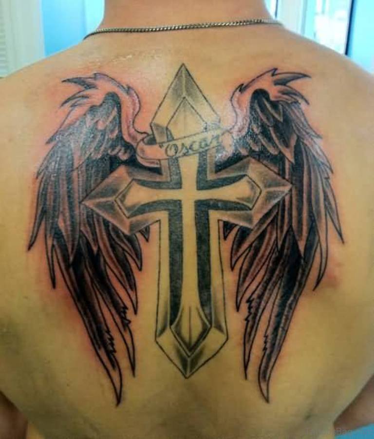 Тату крест с крыльями на спине